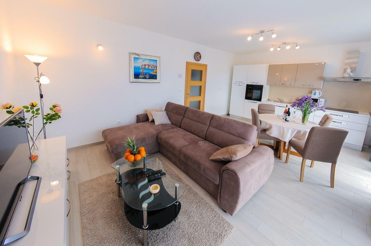 Petar Apartment Kastela