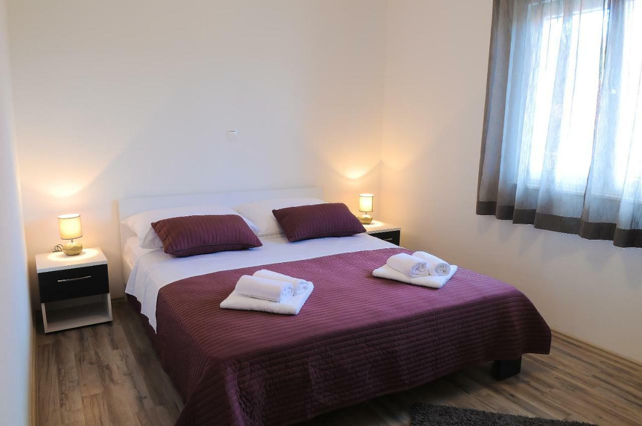 Apartment Petar *